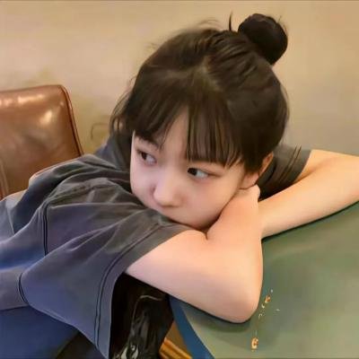 摊牌了，保安老爸是首富